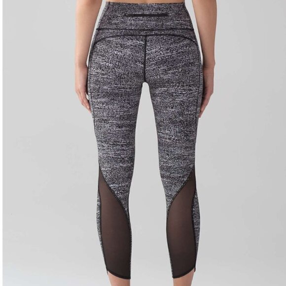 Lululemon Pace Perfect 7/8 Tight Leggins Air Time White Black I Size 6 - Picture 6 of 12